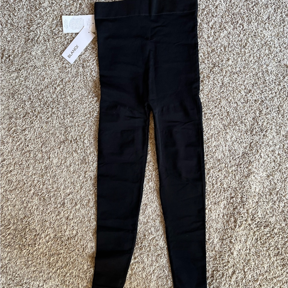 NWT Blanqi size S black leggings